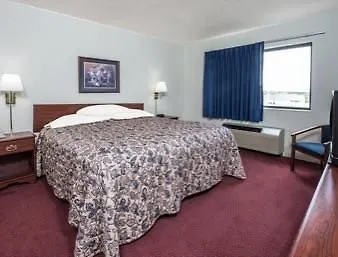 Hotel Super 8 By Wyndham 2*