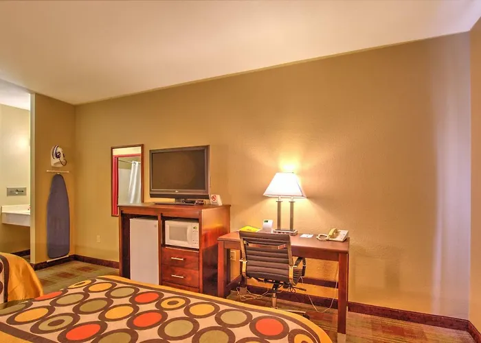 Super 8 By Wyndham 2*